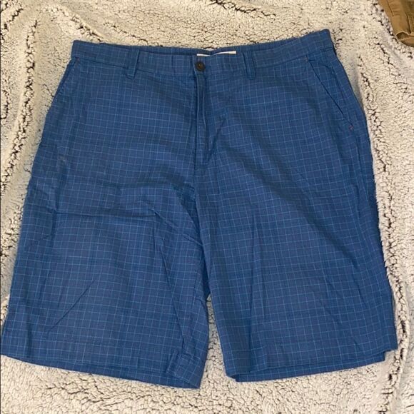 Old Navy Men’s Blue Plaid Shorts Size 38 EUC - Picture 1 of 5